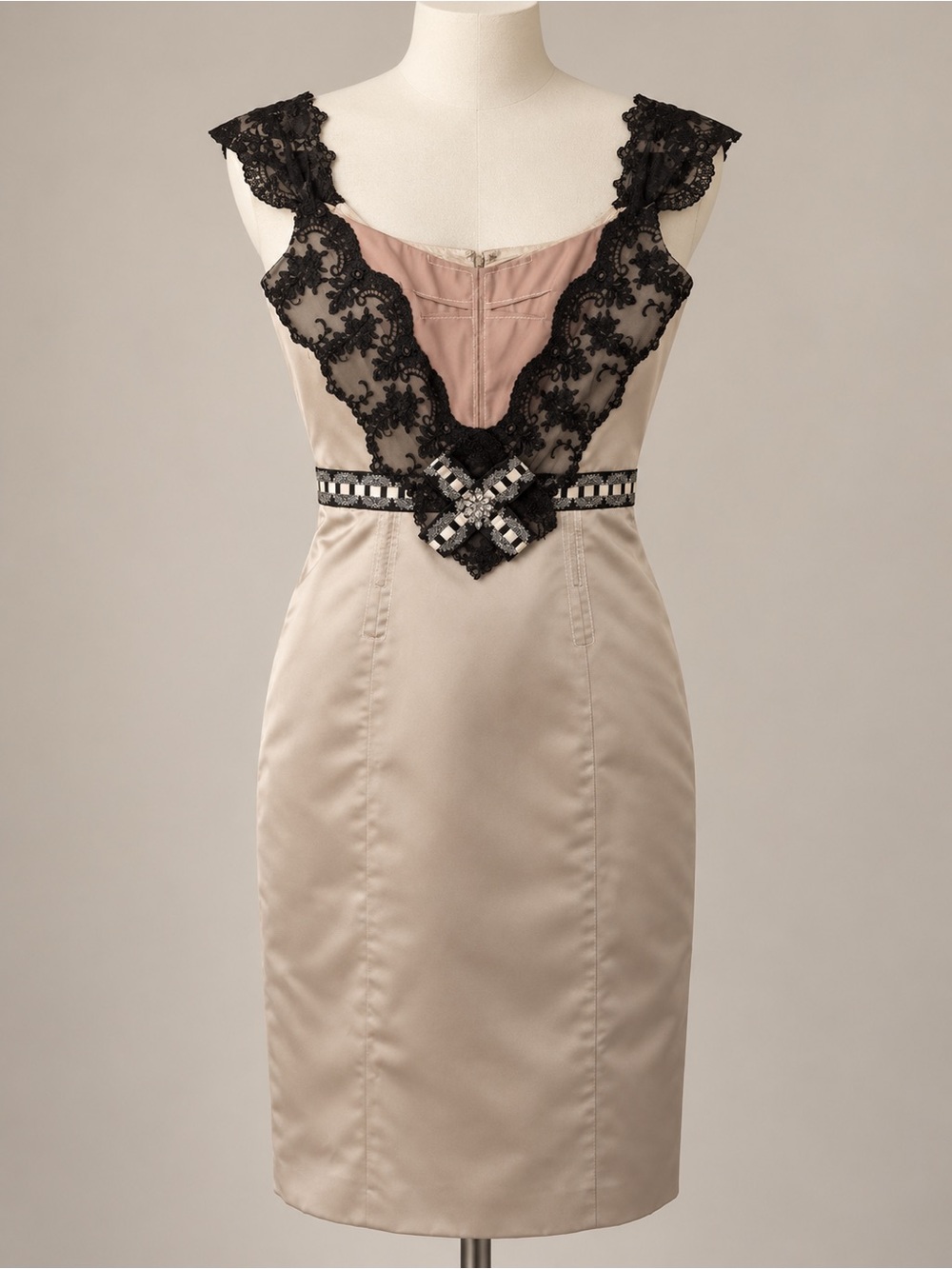 CAROLINA HERRERA Lace-Trim Satin Sheath Dress in Beige and Black